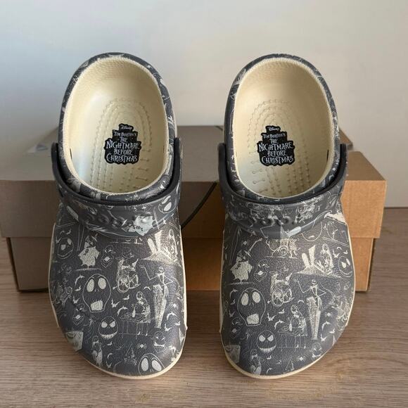 Crocs Disney Nightmare Before Christmas Grey Tan Clog - SZ Men 4- Women 6 - Picture 7 of 9